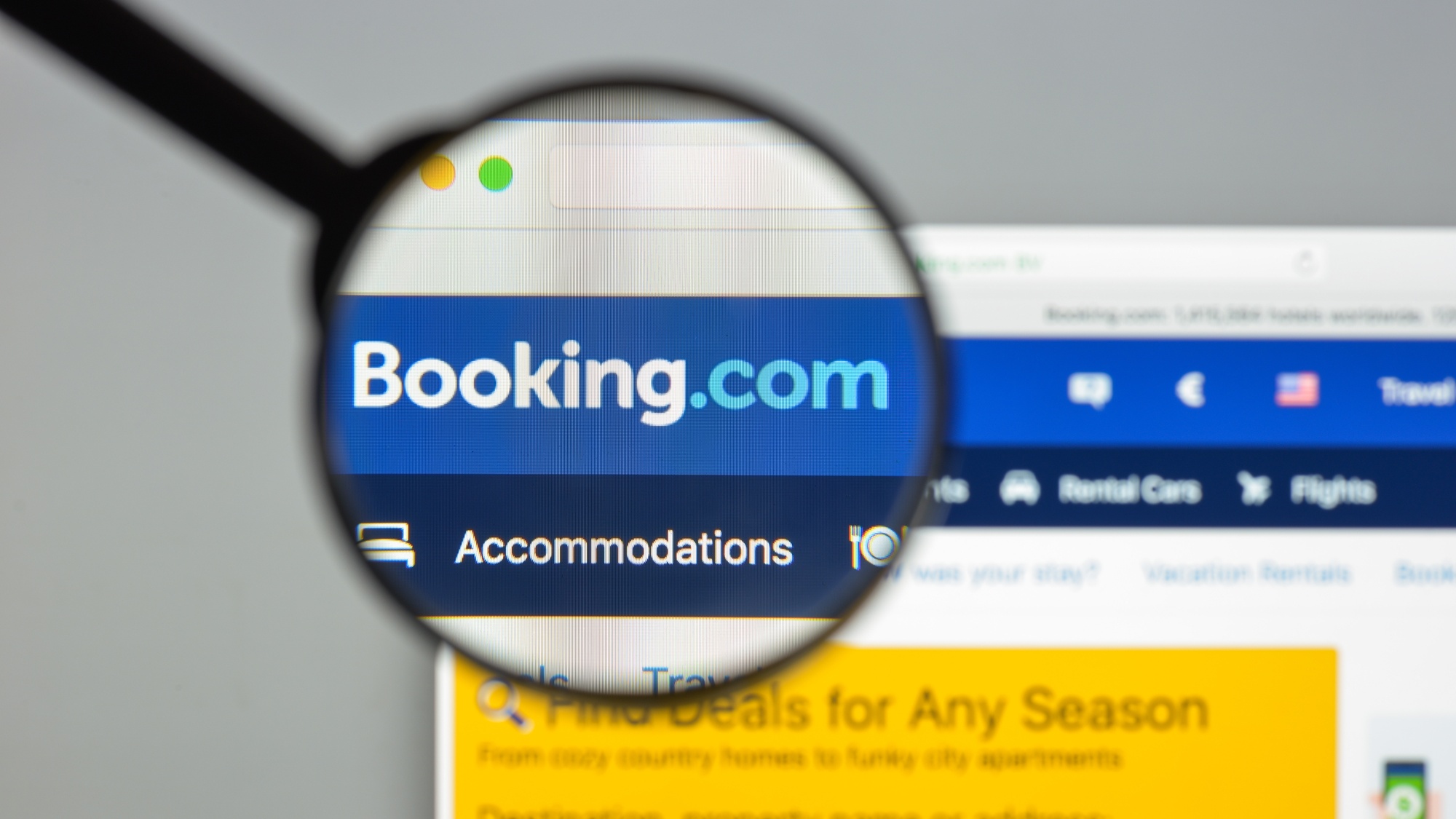 Máte rezervaci u společnosti Booking na léto? Pozor na nový podvod, před kterým varuje OCU