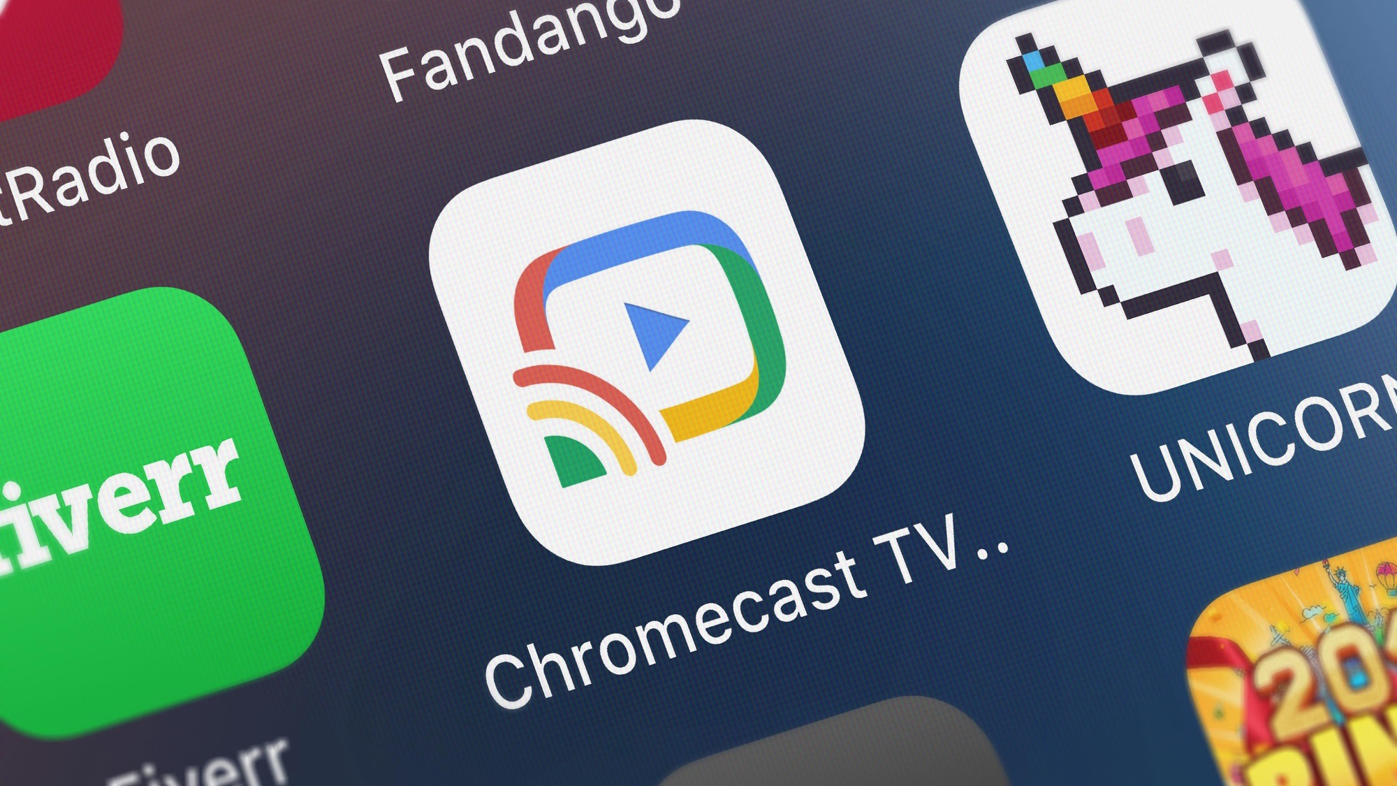 Streamer Google TV je stále blíž a blíž, jak naznačuje nejnovější aktualizace Chromecastu s Google TV