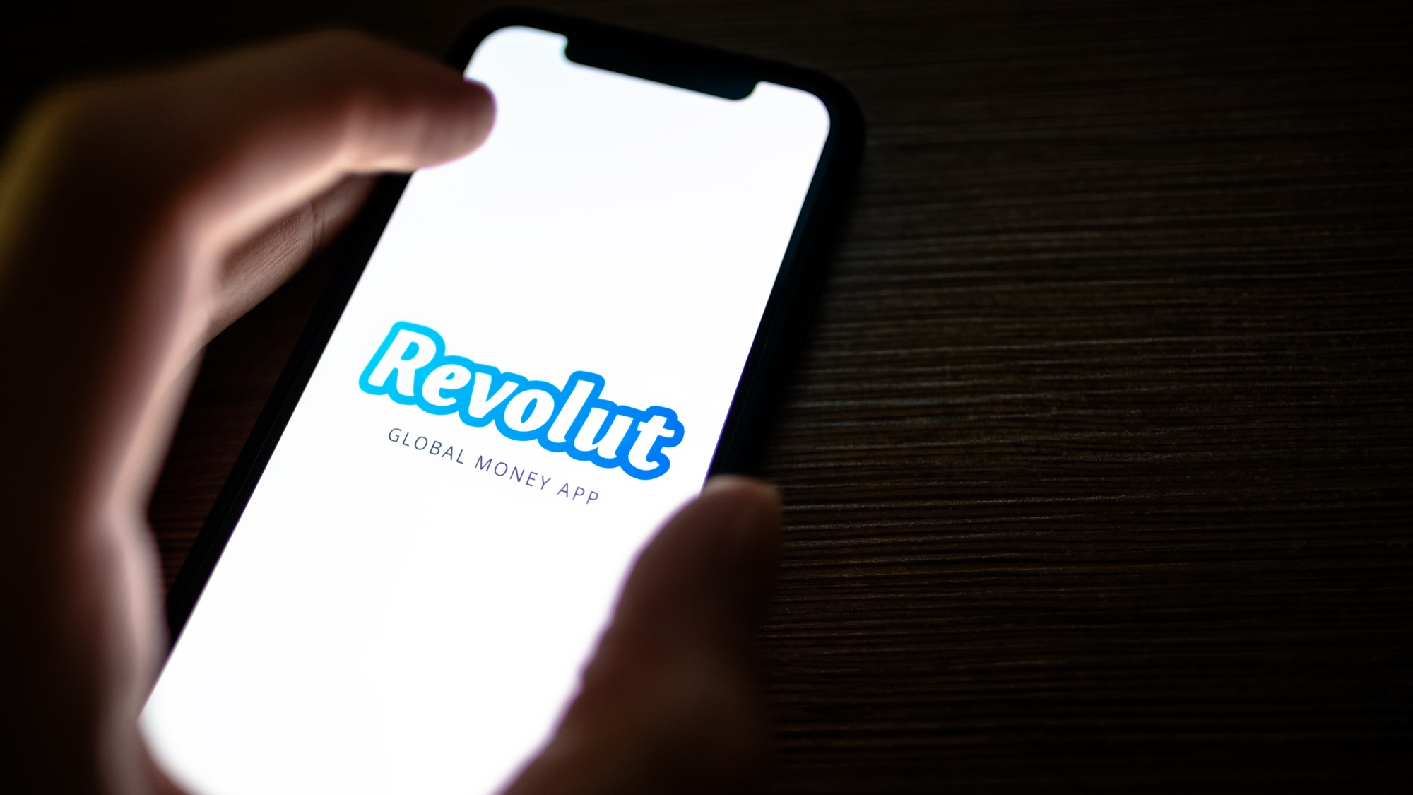 Revolut přechází na úročené účty: RPSN až 3,56 % a úroky se budou připisovat denně