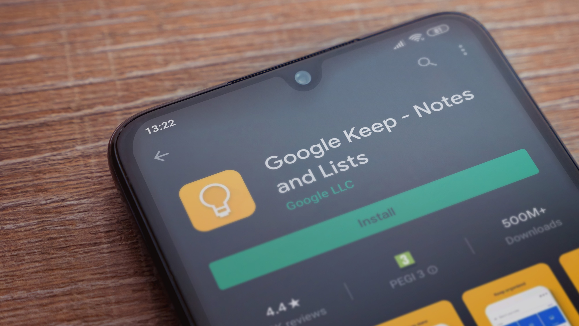 Aplikace Google Keep vám nyní pomáhá vytvářet poznámky díky umělé inteligenci