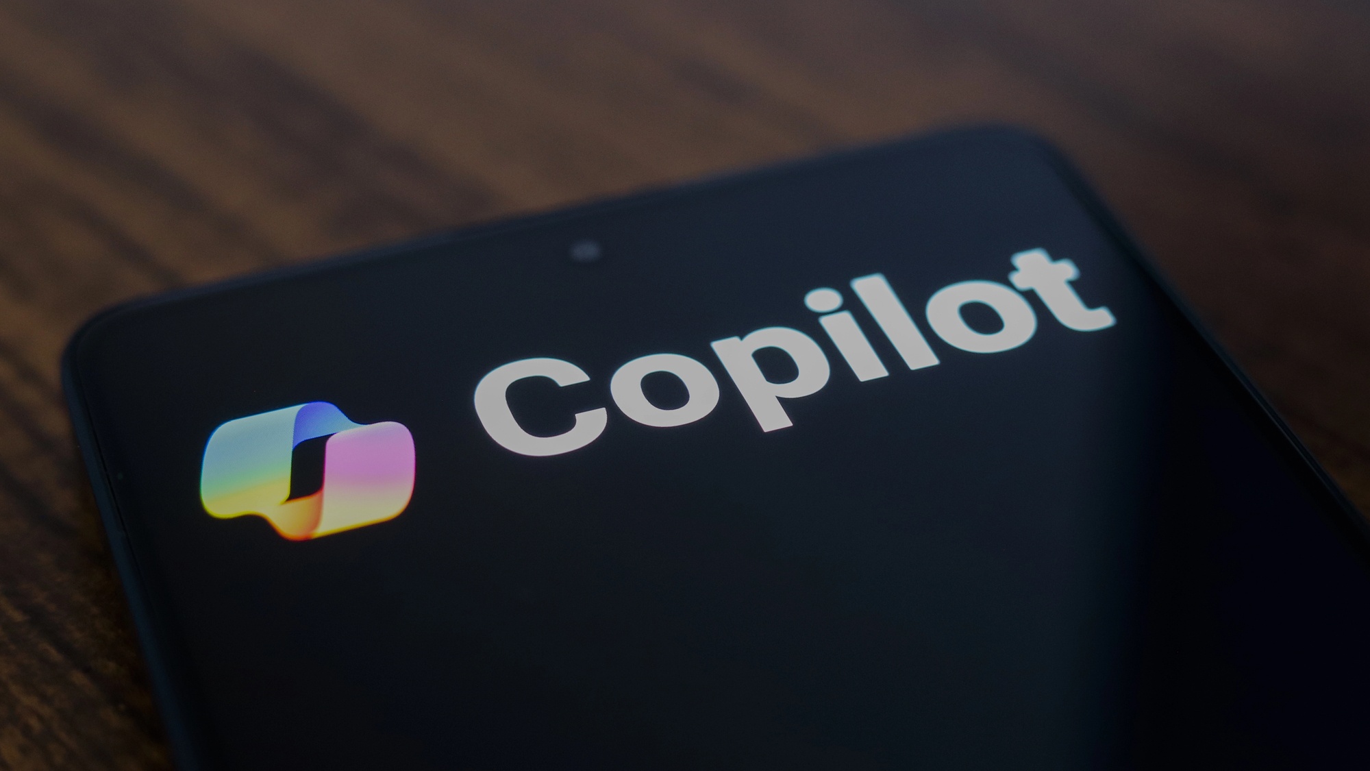 Microsoft Copilot vs. Copilot Pro: všechny rozdíly a fungování jednotlivých aplikací