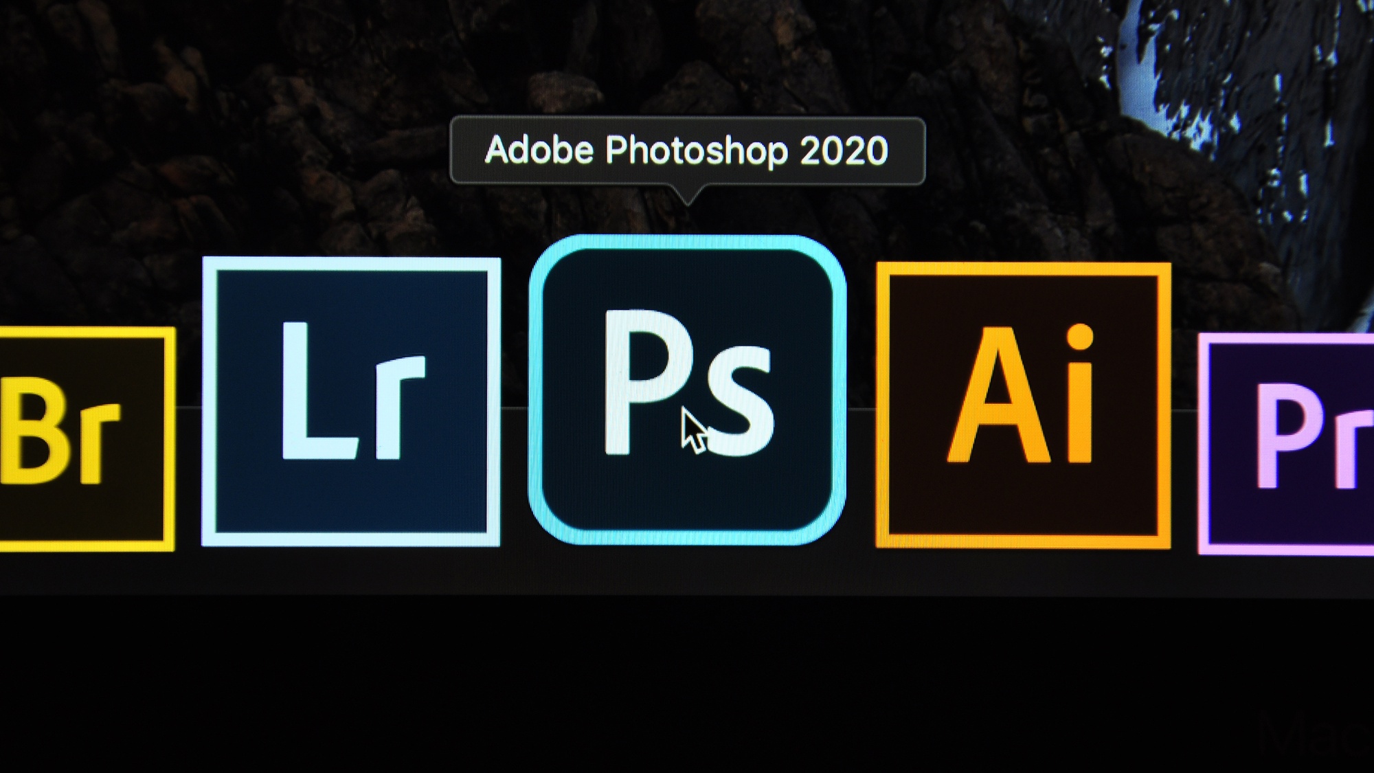 Adobe se zaměřuje na GenAI: nové funkce ve Photoshopu, Premiere Pro, Illustratoru a dalších aplikacích