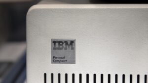 KVÍZ: Víte, co je IBM, Compaq nebo HP? Správné odpovědi zná jen 5 % populace