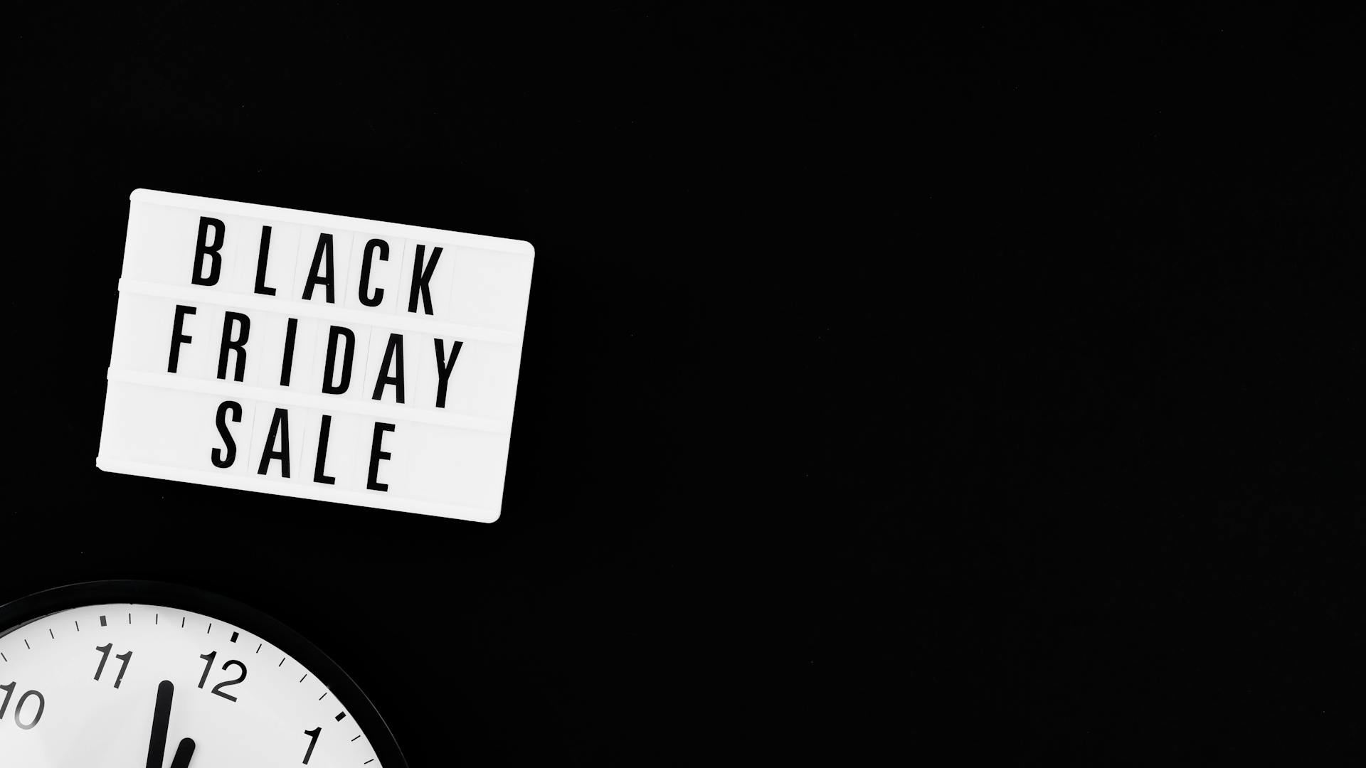 Apple Black Friday: Poslední chvilky na získání oficiálních produktů zdarma