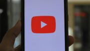 YouTube se začíná vážně zabývat deepfakes. Vyvíjí technologii na jejich odhalování