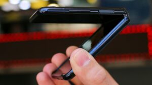 Nubia představuje svůj Flip 2: Nejlevnější skládací telefon na trhu